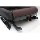 Fahrersitz vorne links Audi A4 B9 Stoff soul schwarz/rot Sitzheizung Lordose Sitz